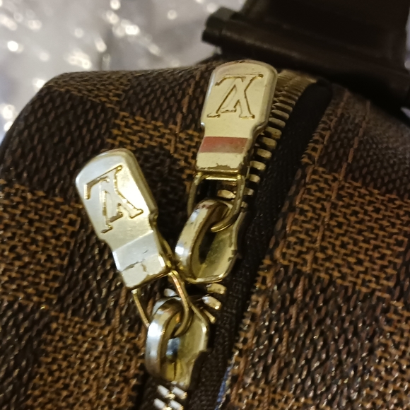 Authentic Louis Vuitton Olav Pm - Picture 5 of 12